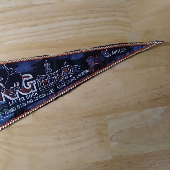 Vintage Wyoming State Pennant Flag Japan Felt - Picture 5 of 8